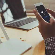 Jak wzmocnić sygnał wifi i cieszyć się lepszym zasięgiem w domu