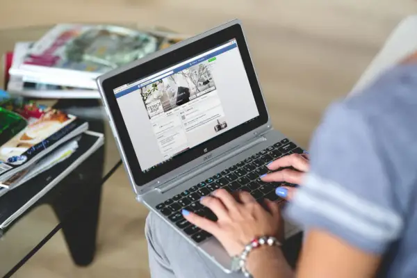 Jak dodać post na Facebooku w prosty sposób i uniknąć błędów