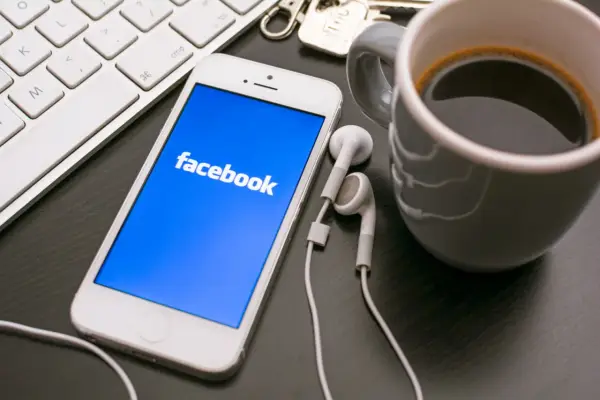 Jak zgłosić fałszywe konto na Facebooku i chronić swoją prywatność